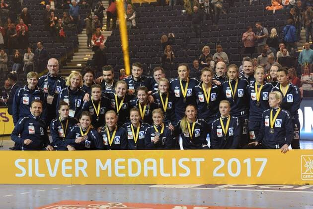 GER IHF World Cup 2017 Final France vs Norway 17 12 17 Barcleycard Arena Hamburg GER GERF World Cup 2017 Final France vs Norway in picture Silver goes to the Norwegian team nordphotox xWitke nph00002