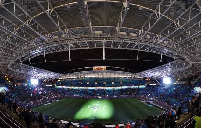 Football 1 Bundesliga 2017 2018 17 Matchday RB Leipzig vs Hertha BSC 17 12 2017 The RB players thank the fans after the game with a light show and a speech by Willi Orban from the fans in the Red Bull Arena Leipzig Saxony Germany