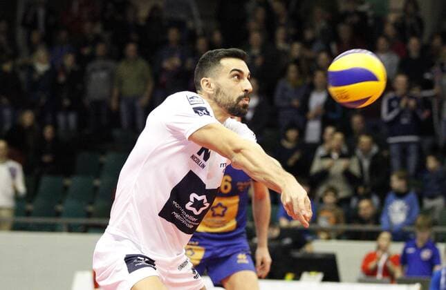 Germany Rüsselsheim am Main 21 12 2017 volleyball Hesse European CEV Cup men s season 2017 2018 United volleys Rheinmain blue Montpellier volleyball UC ws v l Gustavo Delgado Montpellier Nr 7 sports United volleys Rheinmain Montpellier volleyball UC
