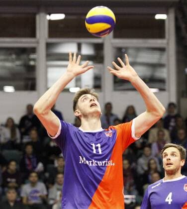 Germany Rüsselsheim am Main 21 12 2017 volleyball Hesse European CEV Cup men s season 2017 2018 United volleys Rheinmain blue ws v l Tobias Krick United volleys 11 Montpellier volleyball UC sports United volleys Rheinmain Montpellier volleyball UC