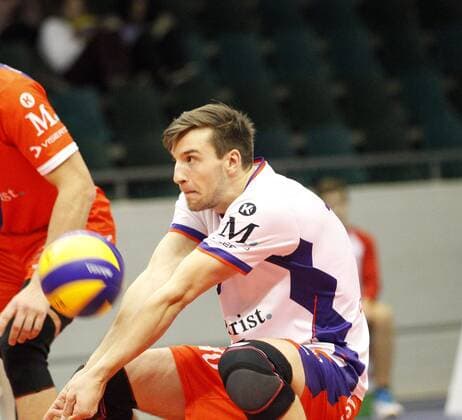 Germany Rüsselsheim am Main 21 12 2017 volleyball Hesse European CEV Cup men s season 2017 2018 United volleys Rheinmain blue Montpellier volleyball UC ws v l Julian Zenger United volleys 10 sports United volleys Rheinmain Montpellier volleyball UC