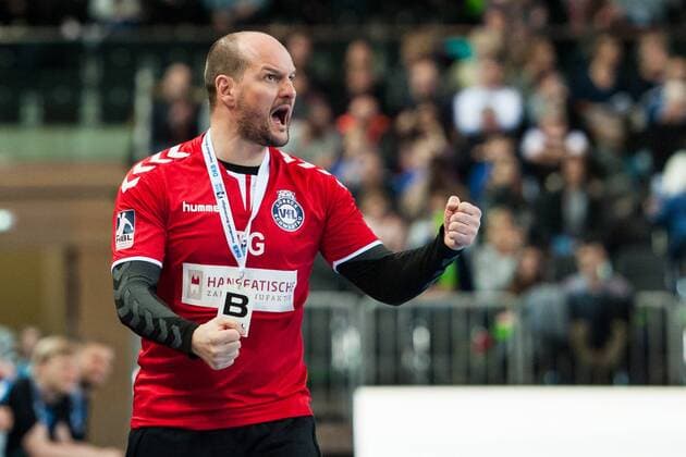 Jubilation when Torge Greve trainer Lübeck HC Rhein Vikings vs VfL Lübeck Schwartau 2 handball Bundesliga 22 12 17 Düsseldorf NRW Germany Castello Copyright: xcdn_nszx