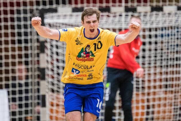 Tom Wolf 10 of the HSG Konstanz during the DKB 2 handball Bundesliga encounter between Dessau Rahman m HV 06 and HSG Konstanz in the Anhalt arena on December 22 2017 Bauhaus city Dessau, Sachsen Anhalt Germany photo by Hartmut Boesener Bauhaus city Dessau Copyright: xEibner-Pressefoto HartmutxBoesenerx EP_BOE