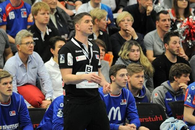 Jens Bürkle HBW Balingen Weilstetten trainer handball men 2 Bundesliga 22 12 2017 photo TBaur EIBNER Balingen Copyright: xBaurT Eibner-Pressefotox EP_ToBa