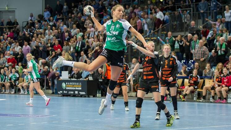 Cara hard floor VfL Oldenburg 23 casting handball women Bundesliga VfL Oldenburg HSG bad Wildungen vipers xobx