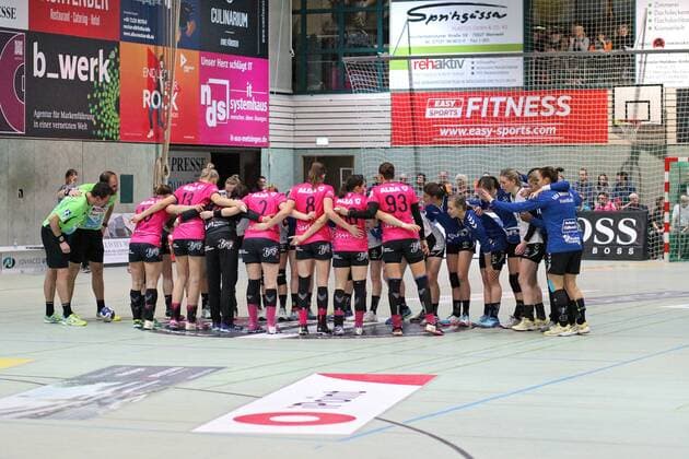 Handball 1 HBF babes Metzingen vs. TSV Bayer 04 Leverkusen 2017 12 23 Metzingen Copyright: xBaur_Seb Eibner-Pressefotox EP_Seb_Ba
