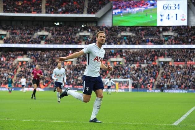26th December 2017, Wembley Stadium, London England; EPL Premier League football, Tottenham Hotspur versus Southampton; Harry Kane of Tottenham Hotspur celebrates as he scores a hat-trick making it 5-1  ActionPlus11965110