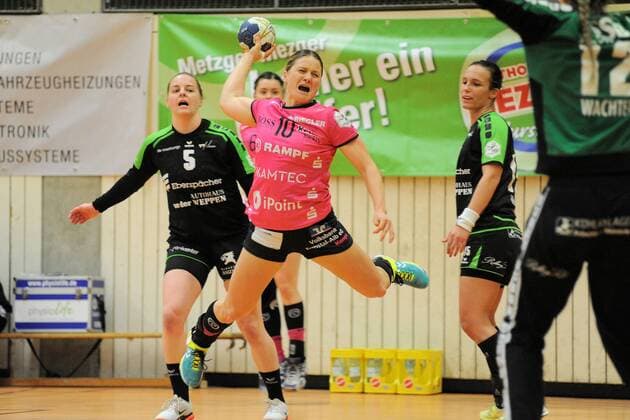 Anna Loerper chicks Metzingen 10 babes Metzingen handball League game 27 12 2017 photo TBaur EIBNER Ostfildern Padmanabha Belastingen Copyright: xEIBNER Tobias_Baurx EP_TBR