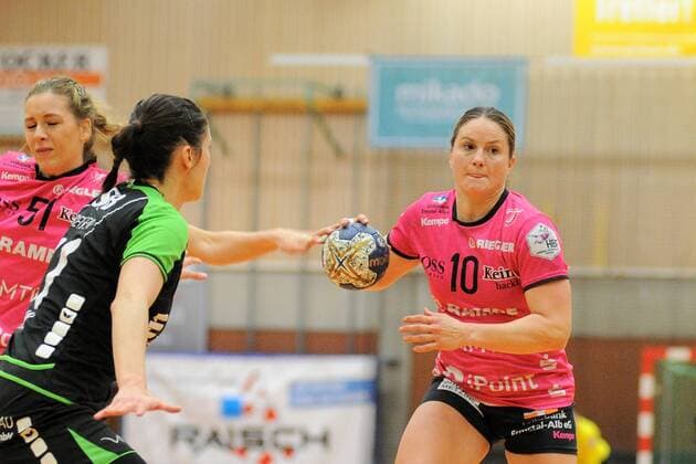 Anna Loerper chicks Metzingen 10 babes Metzingen handball League game 27 12 2017 photo TBaur EIBNER Ostfildern Padmanabha Belastingen Copyright: xEIBNER Tobias_Baurx EP_TBR