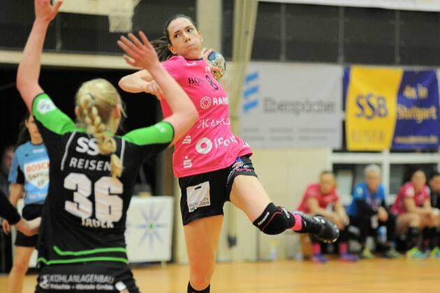 Monika Kobylinska chicks Metzingen 8 babes Metzingen handball League game 27 12 2017 photo TBaur EIBNER Ostfildern Padmanabha Belastingen Copyright: xEIBNER Tobias_Baurx EP_TBR