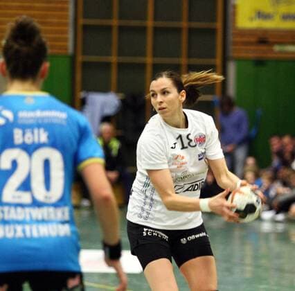 Iveta Luzumova Thüringer HC playing Buxtehude SV vs Thüringer HC handball women 1 League 28 12 2017 Buxtehude Copyright: xEIBNER CEBULOKx EP_pauschal