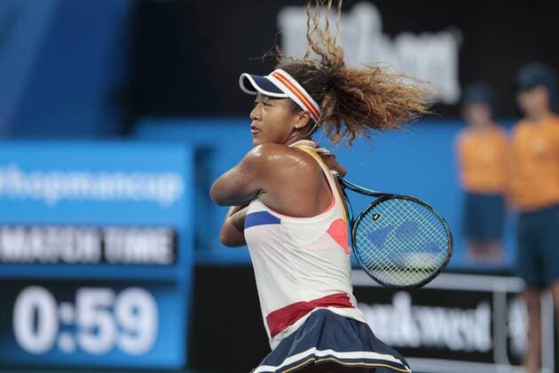 30th December 2017, Perth Arena, Perth, Australia; MasterCard Hopman Cup Tennis; Naomi Osaka of Team Japan plays a backhand shot against Belinda Bencic of Team Switzerland  ActionPlus11966445