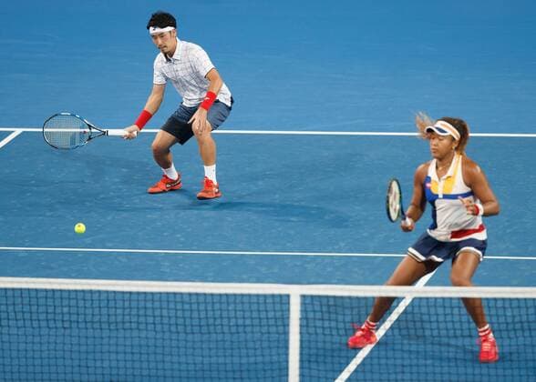 YUICHI SUGITA and NAOMI OSAKA mixed doubles tennis Hopman Cup 2018 ITF Perth arena Perth Western Australia Australia 30 December 2017 Â Copyright: xJuergenxHasenkopfx