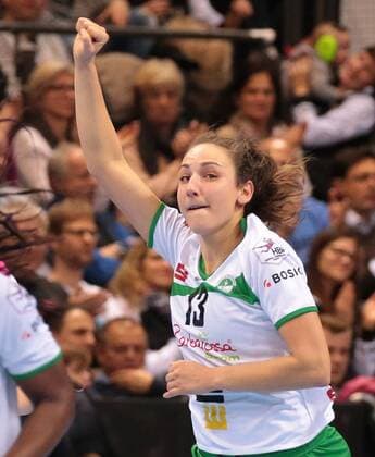 30 12 2017 Stuttgart Germany handball Bundesliga women 9 day season 2017 2018 babes Metzingen vs fresh on Göppingen IRIS Guberinic FAG