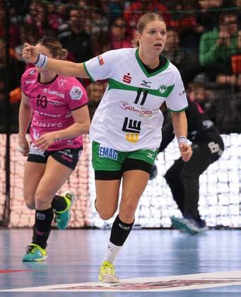 30 12 2017 Stuttgart Germany handball Bundesliga women 9 day season 2017 2018 babes Metzingen vs fresh on Göppingen Michaela Hrbkova FAG