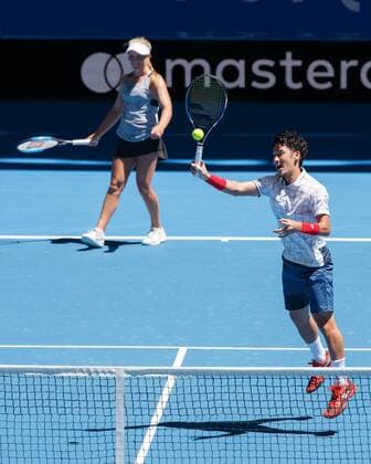 Passer MADDISON INGLIS from YUICHI SUGITA JPN team Japan tennis Hopman Cup 2018 ITF Perth arena Perth Western Australia Australia 2 January 2018 Â Copyright: xJuergenxHasenkopfx