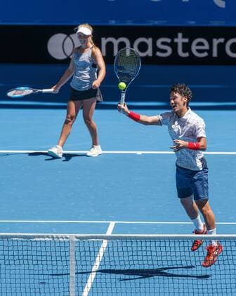 Passer MADDISON INGLIS from YUICHI SUGITA JPN team Japan tennis Hopman Cup 2018 ITF Perth arena Perth Western Australia Australia 2 January 2018 Â Copyright: xJuergenxHasenkopfx
