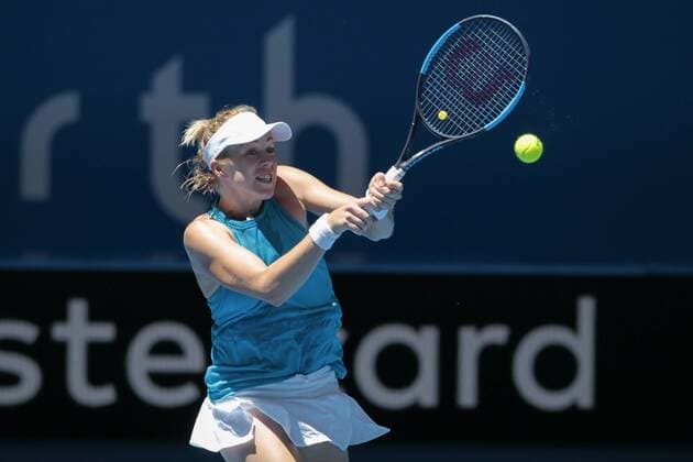 4th January 2018, Perth Arena, Perth, Australia; MasterCard Hopman Cup Tennis; Anastasia Pavlyuchenkova of Team Russia plays a backhand shot against Naomi Osaka of Team Japan on day 6 of the Hopman Cup  ActionPlus11967925