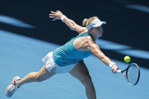 4th January 2018, Perth Arena, Perth, Australia; MasterCard Hopman Cup Tennis; Anastasia Pavlyuchenkova of Team Russia reaches for a backhand shot during her match against Naomi Osaka of Team Japan  ActionPlus11967945