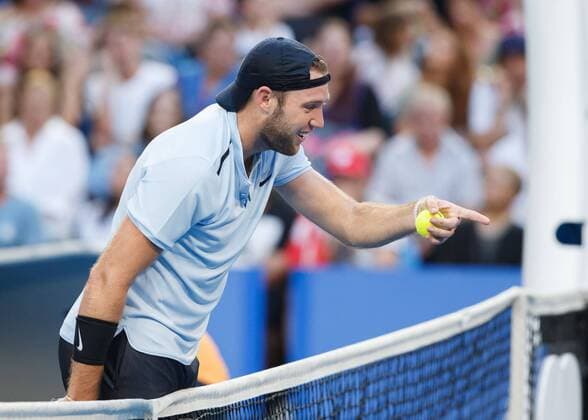 JACK SOCK ball pointing the finger over the net was arena Perth tennis Hopman Cup 2018 in the Team USA ITF Perth Western Australia Australia 4 January 2018 Copyright: xJuergenxHasenkopfx