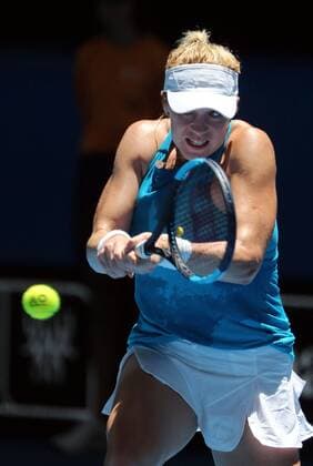 (180104) -- PERTH, Jan. 4, 2018 -- Anastasia Pavlyuchenkova of Russia hits a return during the match between Russia and Japan at Hopman Cup mixed teams tennis tournament in Perth, Australia, Jan. 4, 2018. Russia won 2-1. ) (SP)AUSTRALIA-PERTH-TENNIS-HOPMAN CUP ZhouxDan 