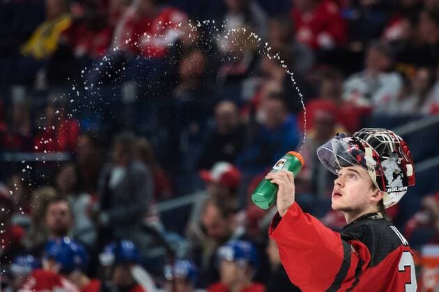 180104 Canada s malvakt Carter Hart during the semi-finals Ice Hockey Canada pa between JVM and Czech Republic 4 January 2018 in Buffalo  Copyright: JOELxMARKLUND BB180104JM090