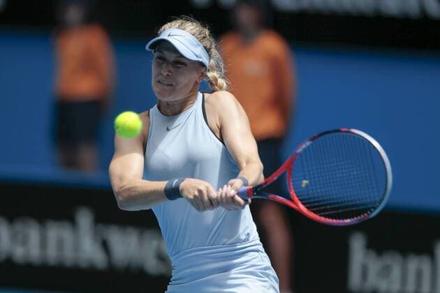 5th January 2018, Perth Arena, Perth, Australia; MasterCard Hopman Cup Tennis; Eugenie Bouchard of Team Canada plays a forehand shot against Elise Mertens of Team Belgium on day 7 of the Hopman Cup  ActionPlus11968214