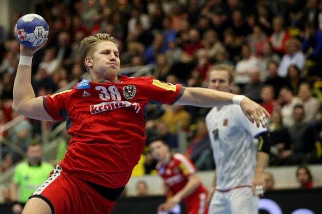 HANDBALL - AUT vs CZE, test match MARIA ENZERSDORF,AUSTRIA,05.JAN.18 - HANDBALL - international match Länderspiel Austria vs Czech Republic, men, test match. Image shows Wilhelm Jelinek (AUT). GEPAxpictures xPatrickxLeuk