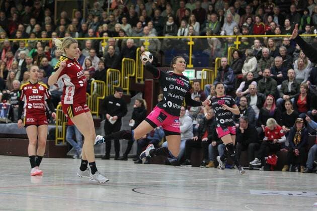Julia Behnke Metzingen during the cast playing the HSG Bensheim Auerbach vs babes Metzingen in the 1 handball Bundesliga of women on 06 01 2018 photo Michael Bermel Eibner Bensheim Copyright: xMichaelxBermel Eibner-Pressefotox EP_mbl