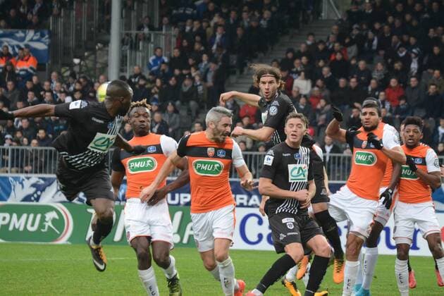 Mateo Pavlocic (Angers), Jimmy Cabot (Lorient) FOOTBALL : Angers SCO vs FC Lorient - Coupe de France - 07 01 2018 RonanHoussin Panoramic 