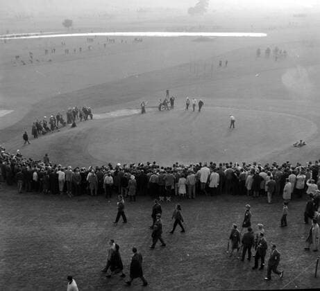 GOLF CANADA CUP GARY PLAYER, JACK NICKLAUS, ARNOLD PALMER AND RETIEF WALTMAN IN ACTION IN PARIS ; 29 OCTOBER 1963, Copyright: Topfoto  UnitedArchivesIPU465810
