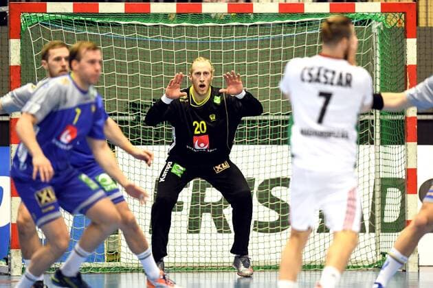 180108 Sveriges malvakt Mikael Appelgren in training international handball team between Sweden and Hungary on 8 January 2018 in Partille  Copyright: CARLxSANDIN BB180108CS007