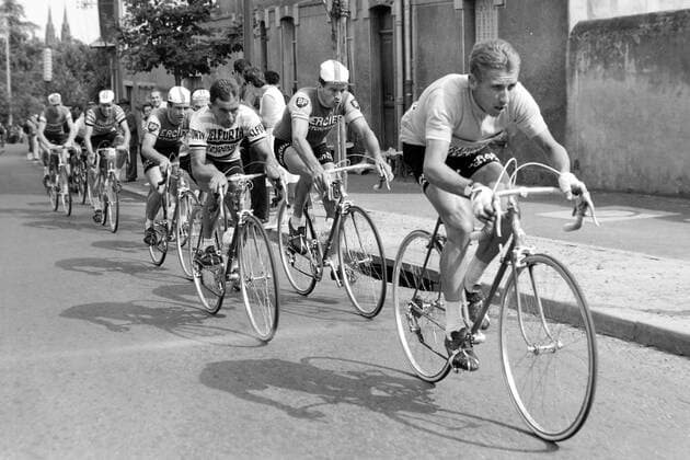 CYCLIST JACQUES ANQUETIL IN ACTION IN TOUR DE FRANCE ; 14 JULY 1964, Copyright: Topfoto  UnitedArchivesIPU480736