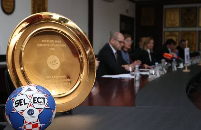 press conference PK Pressekonferenz on the occasion of the European Handball Championship 11.01.2018., Croatia, Split - Press conference on the occasion of the European Handball Championship, featured by Jelena Hrgovic, EHF president Michael Widerer, Tomislav Grahovac on behalf of the Croatian Handball Association, Silvio Njiric, Toni Gamulin, Hrvoje Akrap, Martin Hausleitner, JJ Rowland.  IvoxCagalj PIXSELL