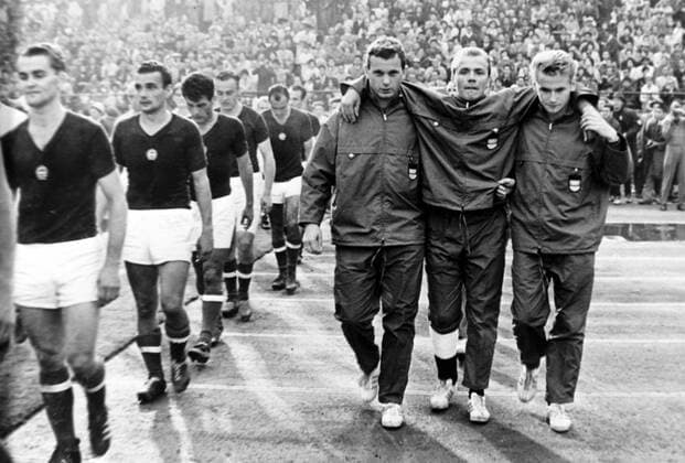OLYMPICS, OLYMPIC GAMES - THE XVIII 18TH OLYMPIAD IN TOKYO, JAPAN - KLAUS URBANCZYK OF GERMAN FOORBAALL TEAM INJURED ; 24 OCTOBER 1964, Copyright: Topfoto  UnitedArchivesIPU487273