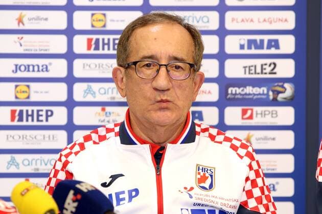 Lino Cervar presented a list of team members who will compete at the European Championships 11.01.2018., Croatia, Split - Coach of the Croatian national handball representation Lino Cervar presented a list of team members who will compete at the European Championships. Igor Vori and Luka Cindric participated in the press conference PK Pressekonferenz  MirandaxCikotic PIXSELL