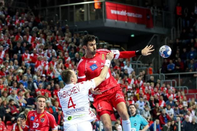 HANDBALL - EHF EURO 2018, BLR vs AUT POREC,CROATIA,12.JAN.18 - HANDBALL - EHF European Championship EM Europameisterschaft group stage, Belarus vs Austria. Image shows Maxim Babichev (BLR) and Janko Bozovic (AUT). GEPAxpictures xMaticxKlansek