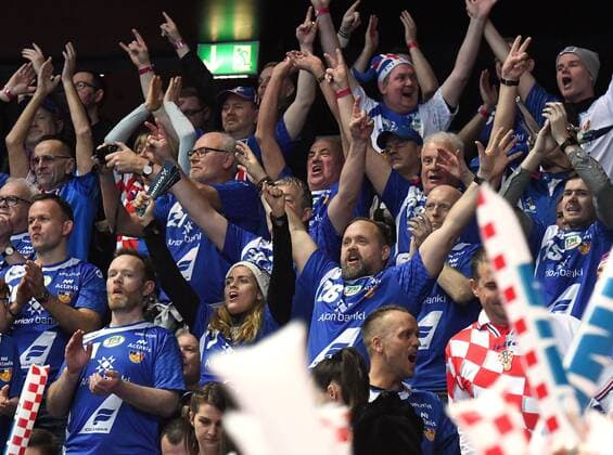 Split Croatia Spaladium arena 12 1 2018 men handball European Championship 2018 Sweden vs Iceland 24 26 final cheers of Slandfans