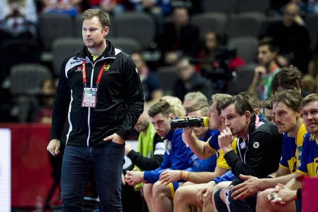 180112 Sweden s head coach Kristj ? n Andresson in handball game between Sweden and Iceland during Handball CHAMPIONSHIPS on 12 January 2018 2018 in Split  Copyright: LUDVIGxTHUNMAN BB180112LT093