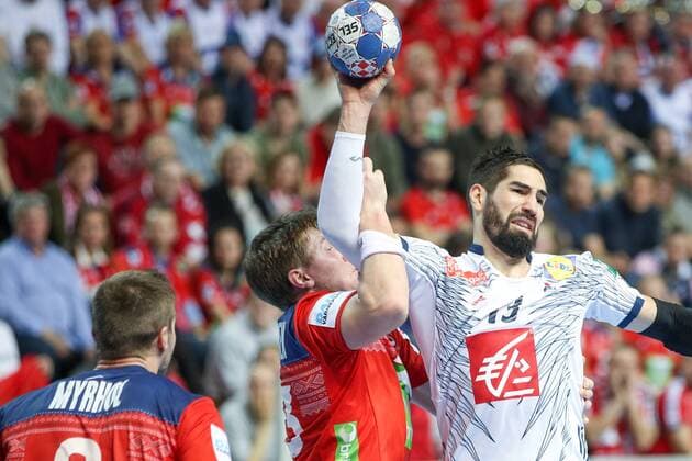 HANDBALL - EHF EURO 2018, FRA vs NOR POREC,CROATIA,12.JAN.18 - HANDBALL - EHF European Championship EM Europameisterschaft group stage, France vs Norway. Image shows Sander Sagosen (NOR) and Nikola Karabatic (FRA). GEPAxpictures xMaticxKlansek