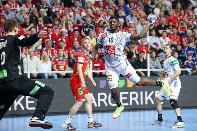 HANDBALL - EHF EURO 2018, FRA vs NOR POREC,CROATIA,12.JAN.18 - HANDBALL - EHF European Championship EM Europameisterschaft group stage, France vs Norway. Image shows Torbjorn S.Bergerud (NOR) and Dika Mem (FRA). GEPAxpictures xMaticxKlansek