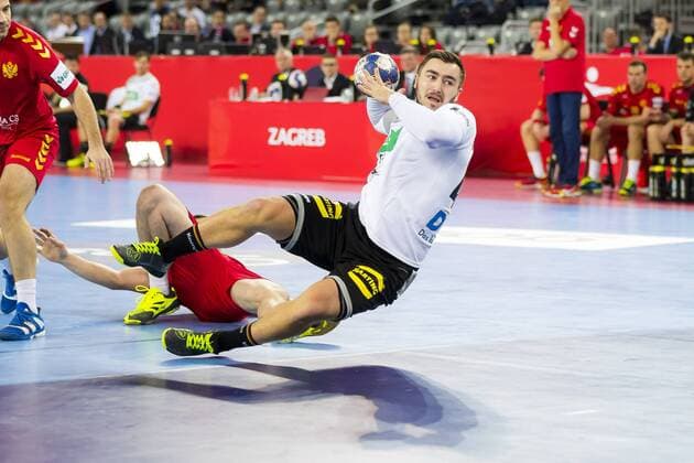 Jannik of Kanna Nr 48 Germany sits down at the District of Germany Montenegro preliminary handball EHF euro 2018 13 01 18 Zagreb Croatia Zagreb arena Copyright: xAgentur54Gradx xFelixxKoenigx