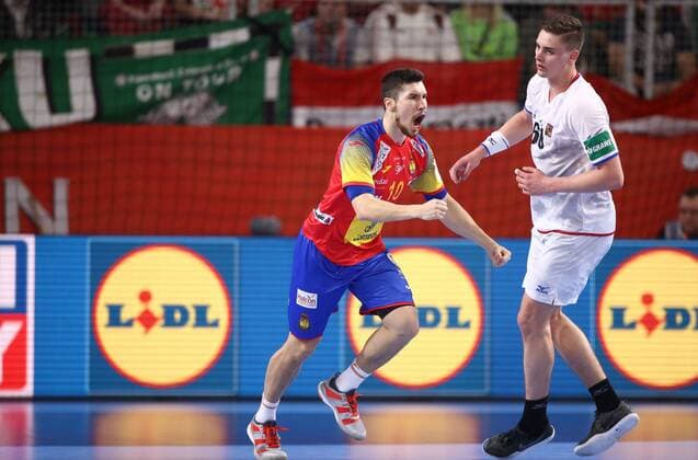 European Handball Championship, Group D, first round, Spain - Czech Republic 13.01.2018., Croatia, Arena Varazdin, Varazdin - European Handball Championship, Group D, first round, Spain - Czech Republic. DUJSHEBAEV Alex , ZEMAN Stepan  IgorxSoban PIXSELL