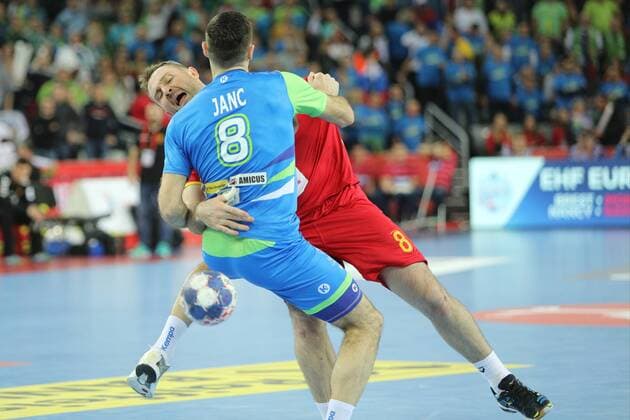 Zagreb, 13 01 2018 - Arena Zagreb hall, 2018 Men s European Championship EM Europameisterschaft Preliminary Round, Group C. Macedonia (red) - Slovenia (blue) 