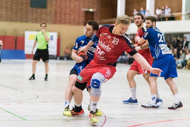 Felix Saueressig TV Weilstetten 07 Sascha Marquardt SG H2Ku Herrenberg 18 TV Weilstetten against SG H2Ku Herrenberg handball BWOL men 13 01 2018 Balingen Copyright: xEIBNER WolfgangxFrankx EP_WFK