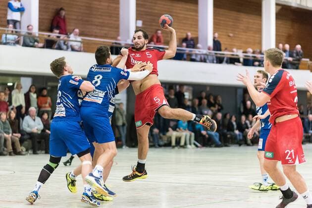 Michael Witt TV Weilstetten 08 Christian Rau SG H2Ku mens mountain 05 TV Weilstetten against SG H2Ku Herrenberg handball BWOL men 13 01 2018 Balingen Copyright: xEIBNER WolfgangxFrankx EP_WFK