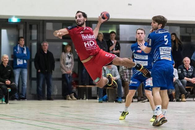 Christian Rau SG H2Ku mens mountain 05 Micha Kuebler TV Weilstetten 04 Klaus Schuldt Rene Wismar 05 TV Weilstetten against SG H2Ku Herrenberg handball BWOL men 13 01 2018 Balingen Copyright: xEIBNER WolfgangxFrankx EP_WFK