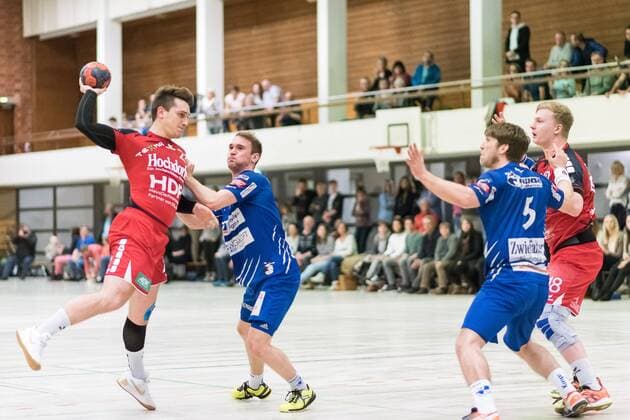 Dominic Rose SG H2Ku Mr Berg 23 Micha Kuebler TV Weilstetten 04 Klaus Schuldt Rene Wismar 05 Sascha Marquardt SG H2Ku Herrenberg 18 TV Weilstetten against SG H2Ku Herrenberg handball BWOL men 13 01 2018 Balingen Copyright: xEIBNER WolfgangxFrankx EP_WFK