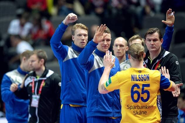 180114 Sweden s Lukas N rejoices with the bench during handball match between Serbia and Sweden during Handball CHAMPIONSHIPS January 14, 2018 2018 in Split  Copyright: LUDVIGxTHUNMAN BB180114LT016