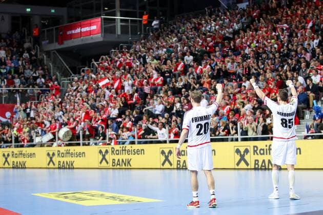 HANDBALL - EHF EURO 2018, AUT vs FRA POREC,CROATIA,14.JAN.18 - HANDBALL - EHF European Championship EM Europameisterschaft group stage, Austria vs France. Image shows the rejoicing of Sebastian Frimmel (AUT) and Lukas Herburger (AUT). GEPAxpictures xMaticxKlansek